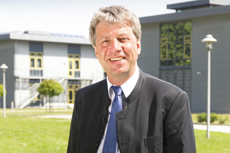 Der Präsident der Jade Hochschule, Dr. habil. Elmar Schreiber.<span>Foto: Geert Oeser</span>