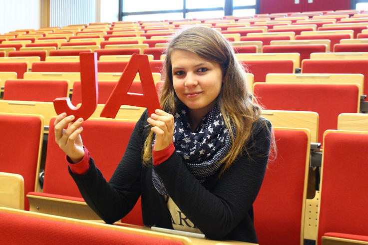 Entscheidung für ein technisches Studium: Jana Gerdes kann sich nach der Teilnahme am Niedersachsen-Technikum gut vorstellen, ein Maschinenbau-Informatik-Studium an der Jade Hochschule aufzunehmen.<span>Foto: Gaby Pfeiffer/Jade HS</span>