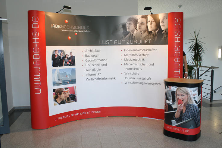 Der Messestand der Jade Hochschule.