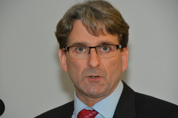 Dr. Walter Kühme, hauptamtlicher Vizepräsident der Jade Hochschule, eröffnete den Neujahrsempfang. <span>Foto: Axel Biewer</span>