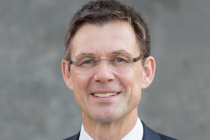 Jan Müller, Vorstandsvorsitzender des Logistikdienstleisters J.Müller, wird die Jade Hochschule künftig als Mitglied des Hochschulrates beraten.