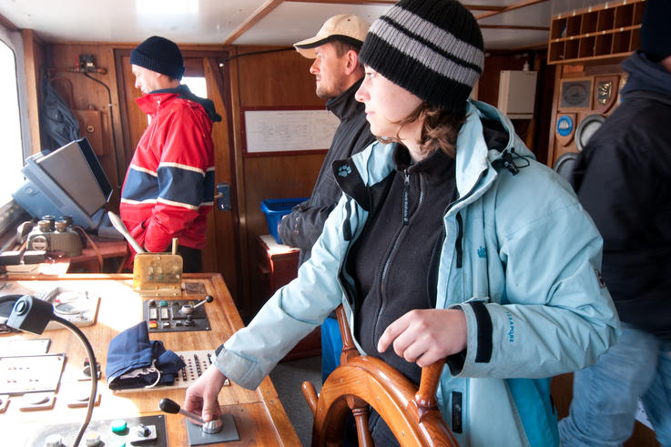 Sprache und Kommunikation sind von grundlegender Bedeutung für einen reibungslosen Ablauf in der Schifffahrt.<span>Foto: M.Stephan</span>