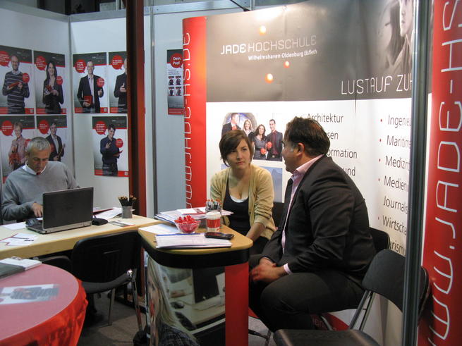 In rund 200 Gesprächen beantwortete das Messe-Team der Jade Hochschule die Fragen von Studieninteressierten.