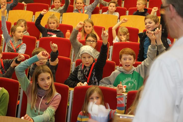 160 acht- bis zwölfjährige Kinder nahmen an der fünften Jade Kinderhochschule teil.