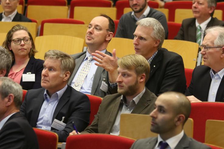 Spannende Diskussionen, an denen sich auch das Auditorium beteiligte.