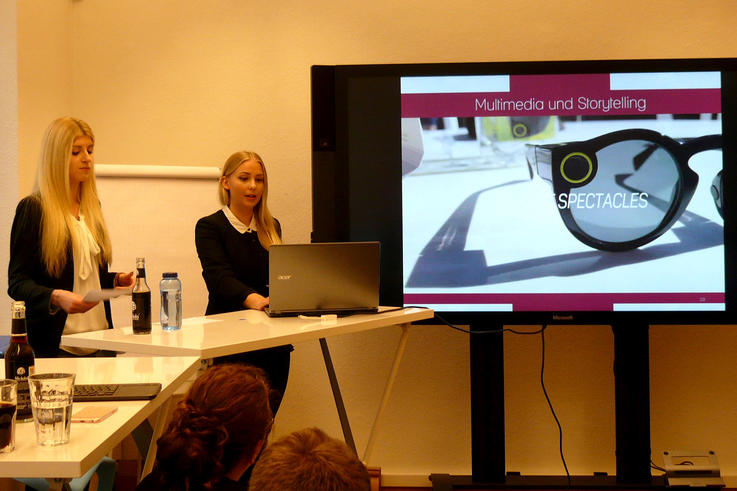 Die Studierenden präsentierten dem Auftraggeber ihre Ansätze zum Thema Mobile Journalism. <span>Foto: Prof. Dr. Sabine Baumann</span>